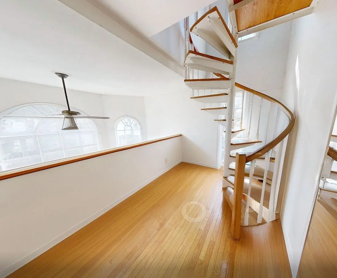 7 Madison Avenue