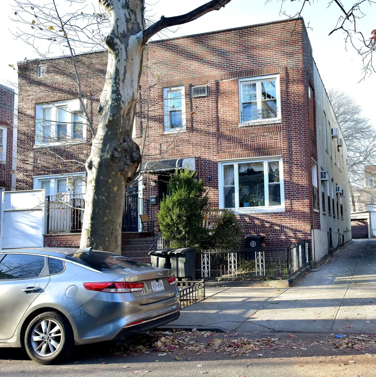 91 Webster Avenue