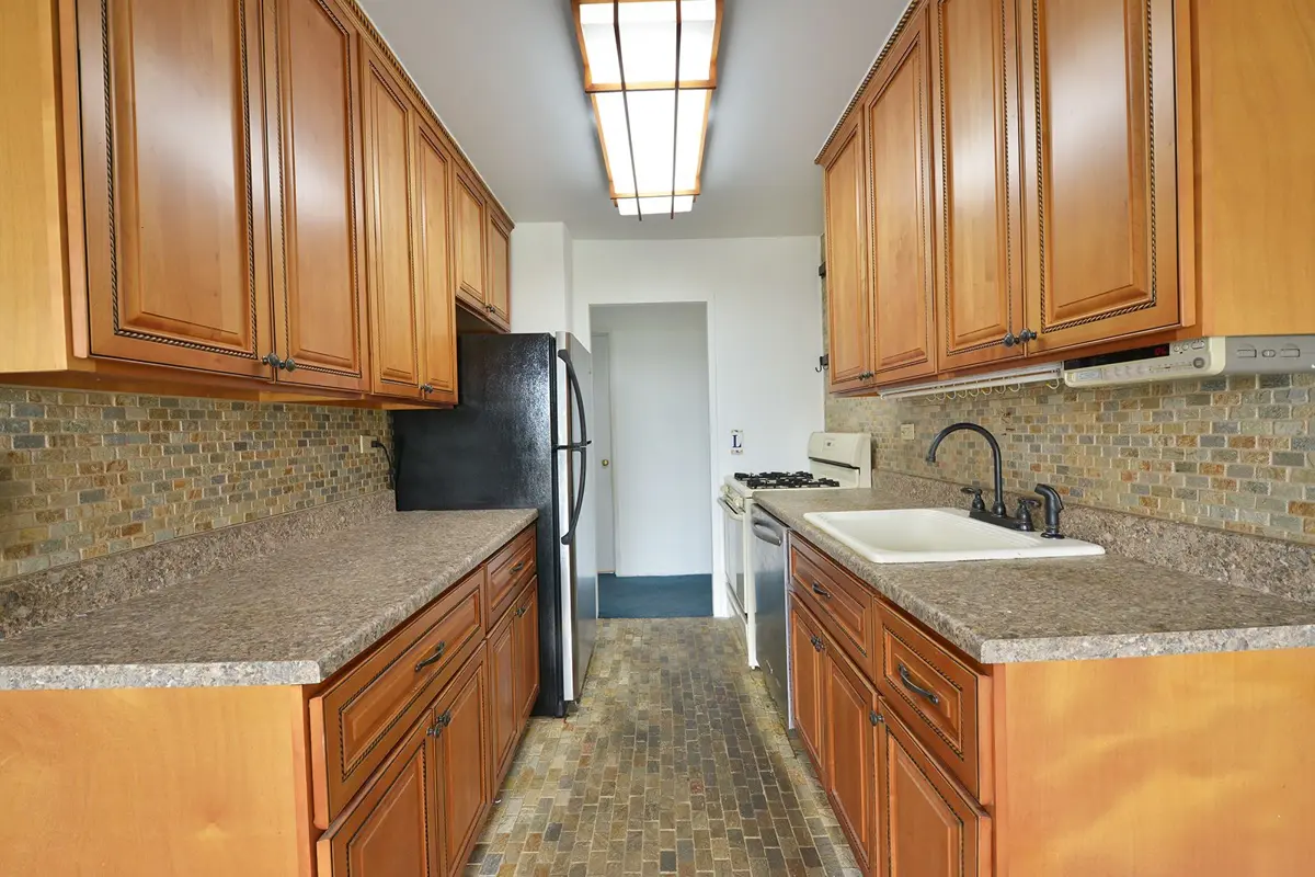 image (5) 2652 Cropsey Avenue #7D